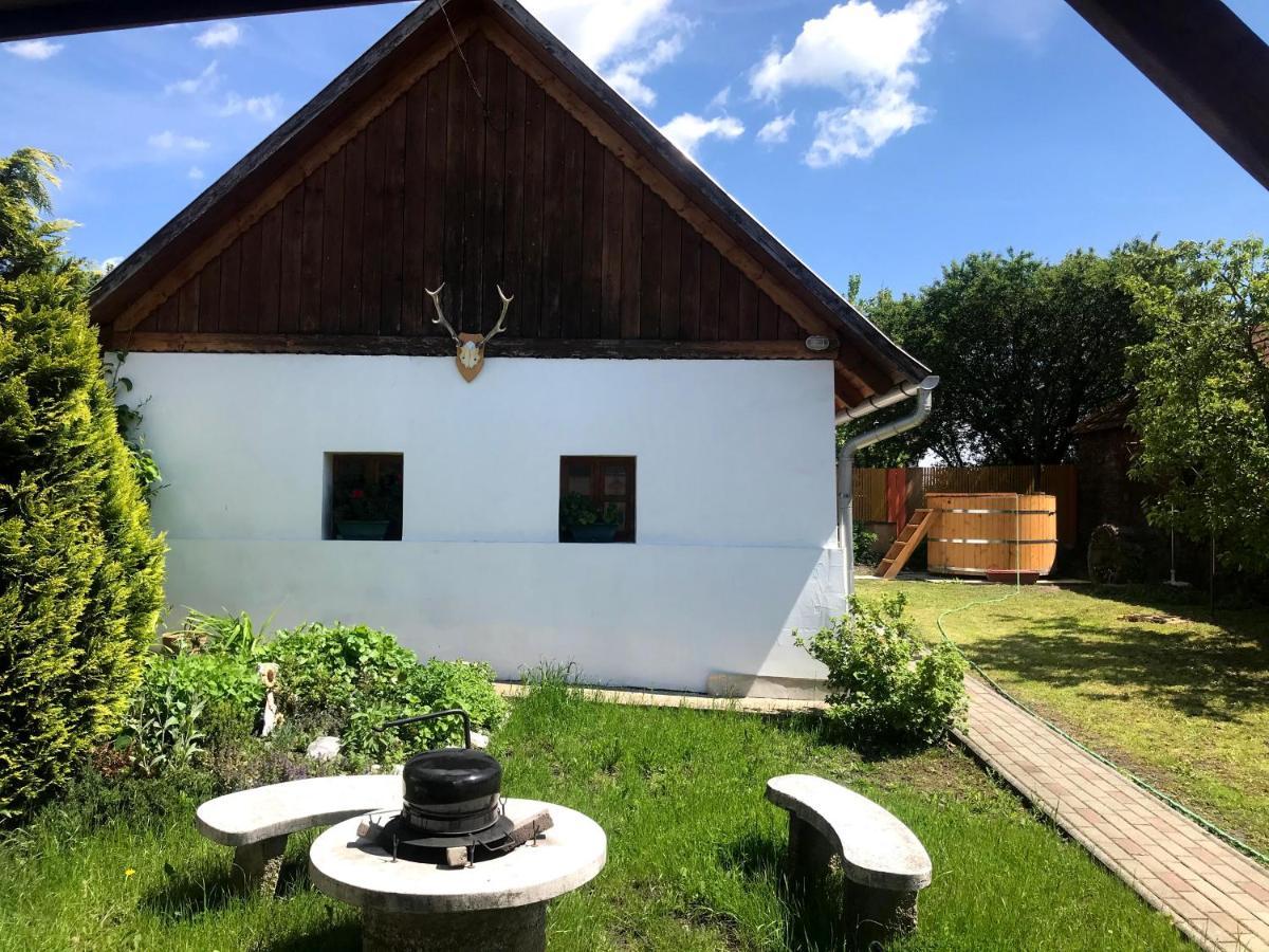 Postakocsi Vendeghaz Kisgyor Otel Dış mekan fotoğraf