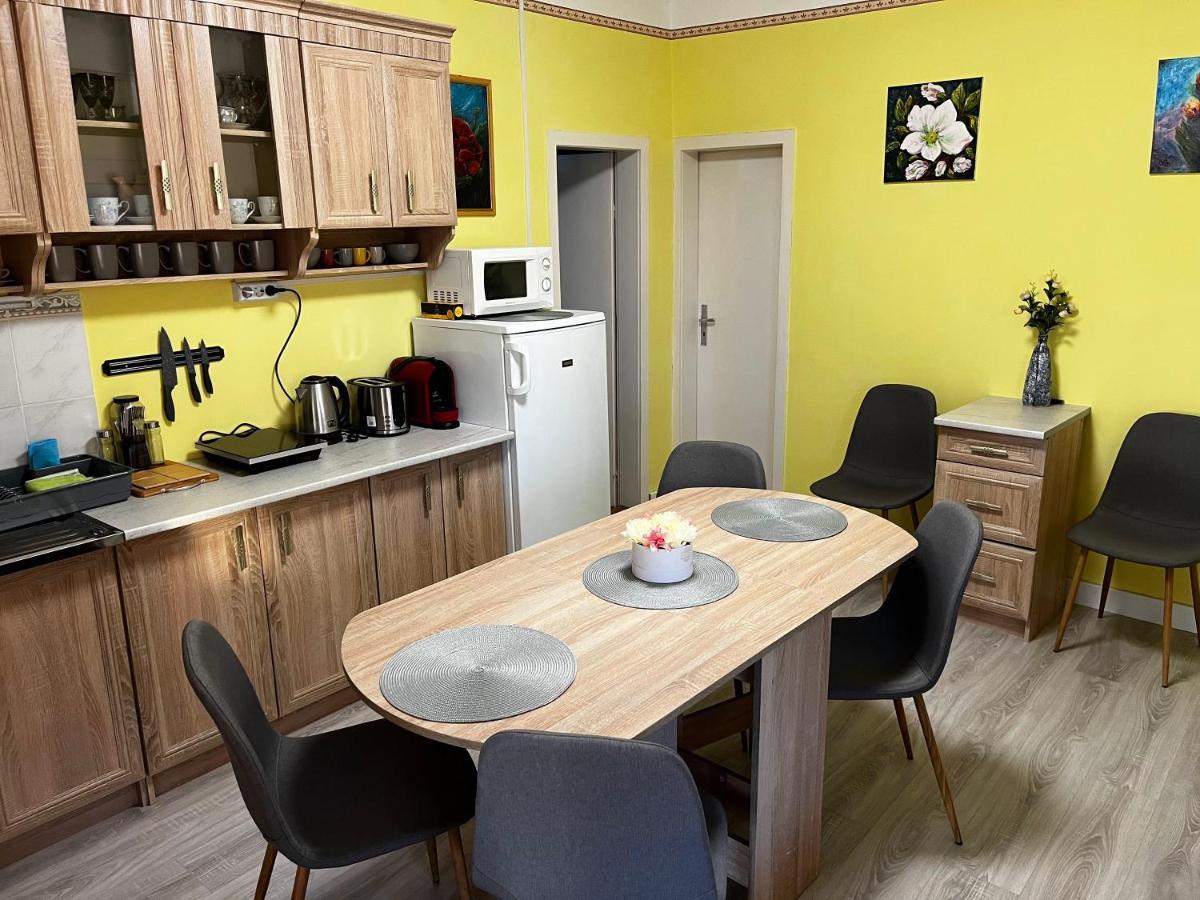 Postakocsi Vendeghaz Kisgyor Otel Dış mekan fotoğraf