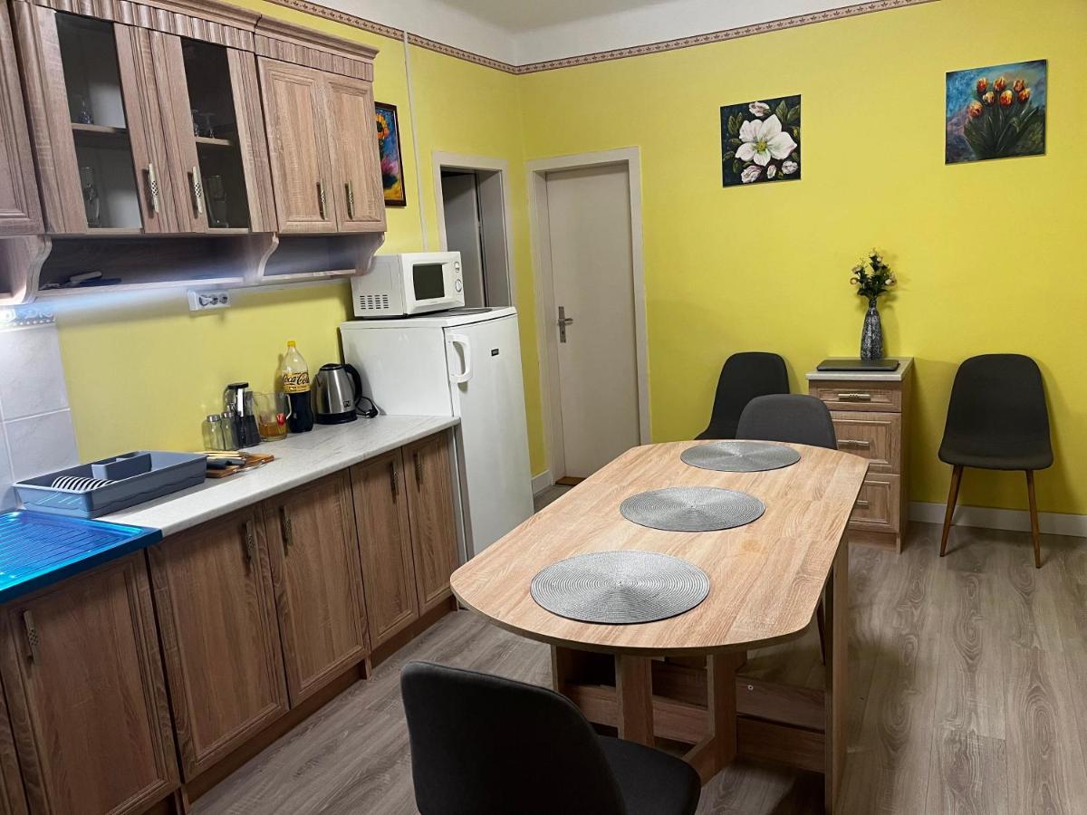 Postakocsi Vendeghaz Kisgyor Otel Dış mekan fotoğraf